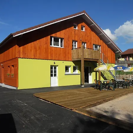 Du Saut Des Cuves 公寓